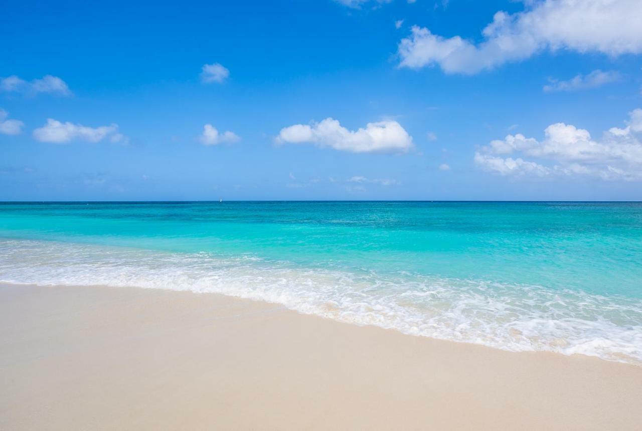 Beach Living At Island Pine Villas Blp George Town Kültér fotó